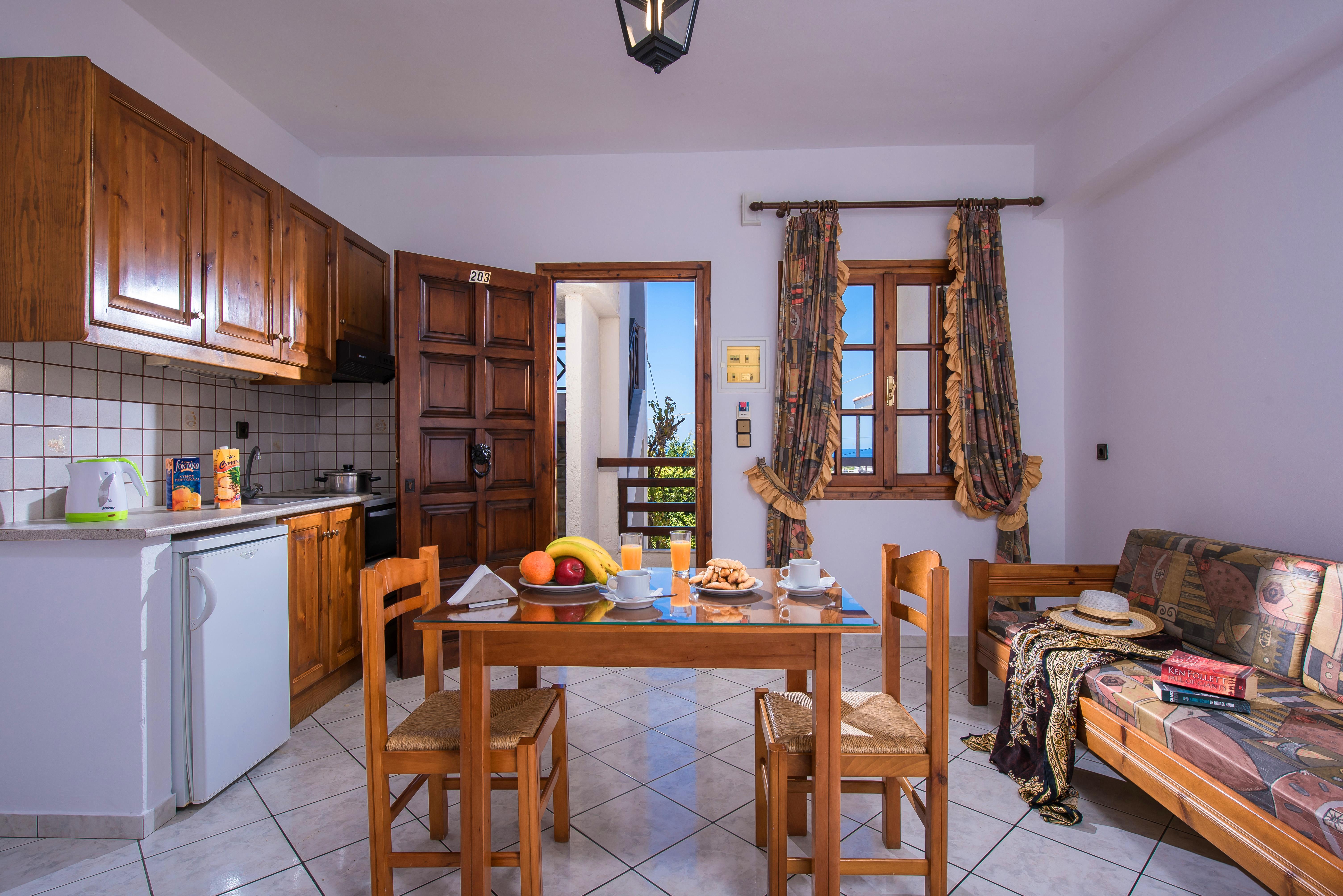 Rena Apartments Goúves Eksteriør bilde