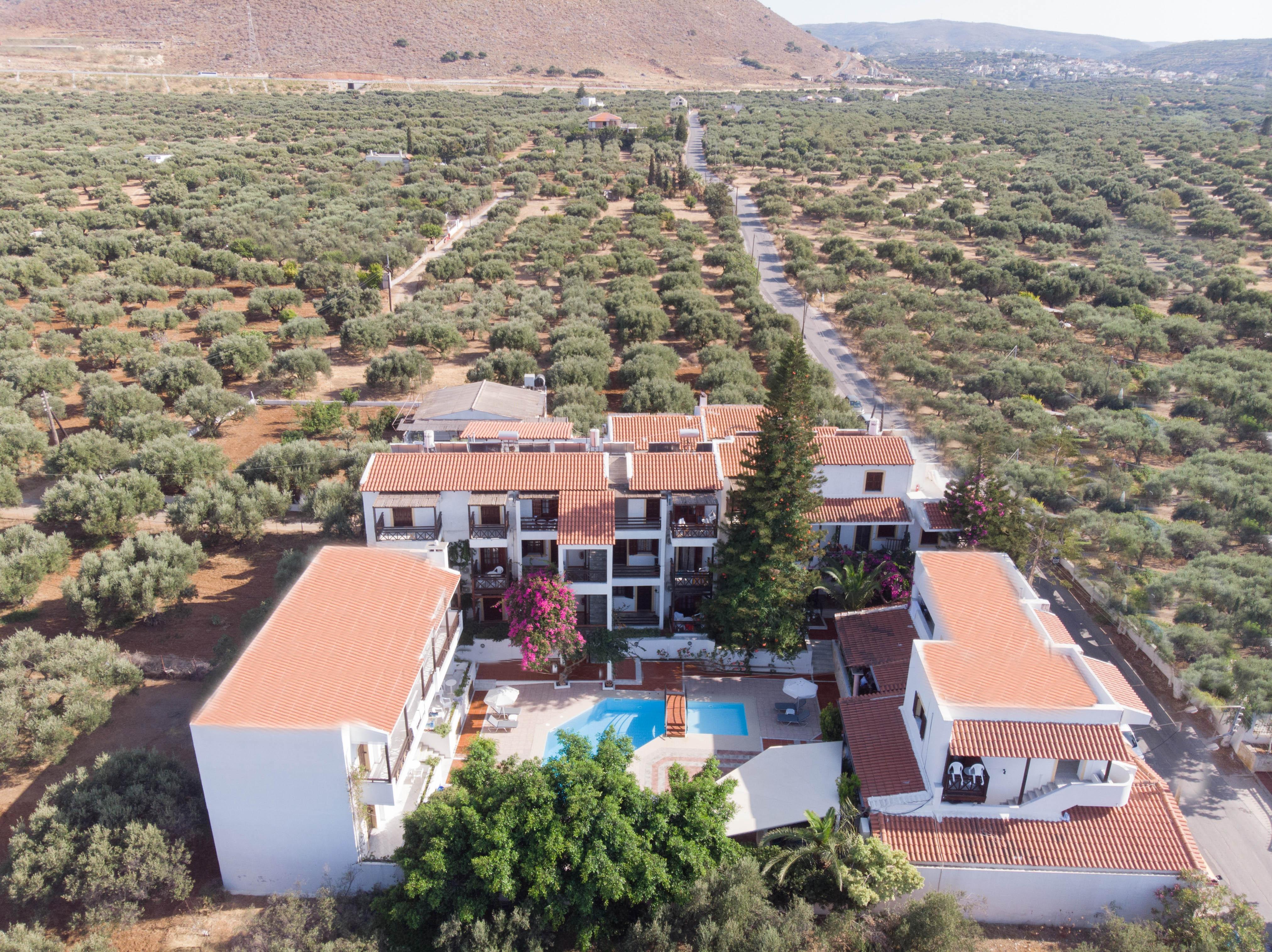 Rena Apartments Goúves Eksteriør bilde