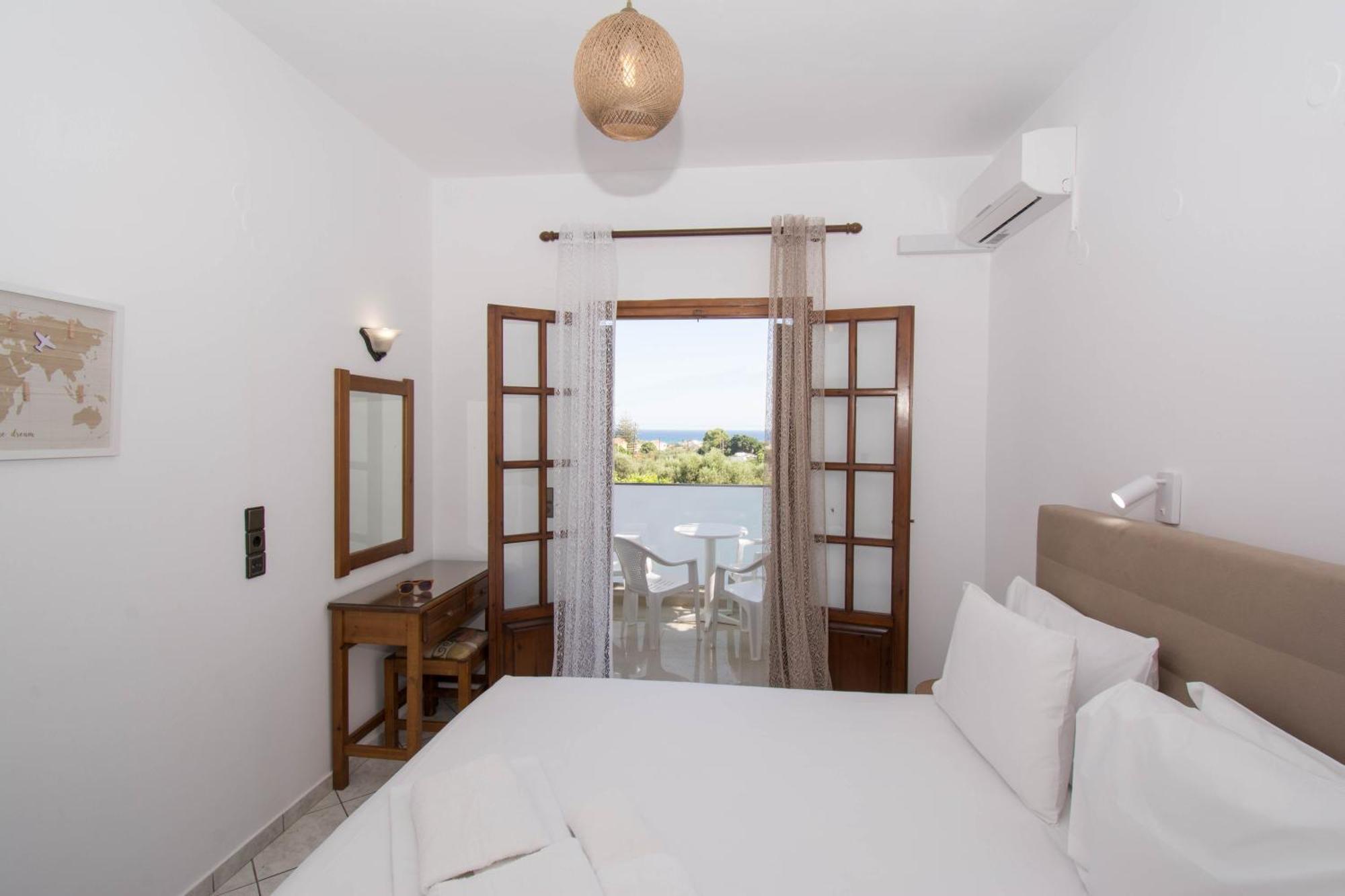 Rena Apartments Goúves Eksteriør bilde